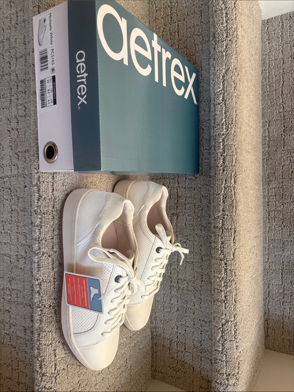 Aetrex White Lace-Up Sneaker with Gum Sole